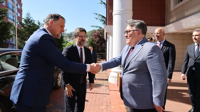 BEUN'da Türk-Macar dostluğunu güçlendiren anlamlı buluşma