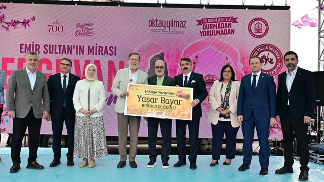 Yaşar Bayar'a birincilik ödülü