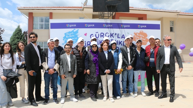 Kütahya'da özel gereksinimli bireyler için panayır düzenlendi