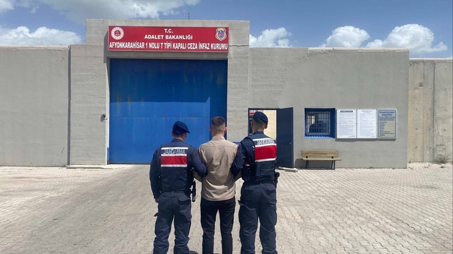 Kasten adam öldürme suçlarından aranan şahıs yakalandı