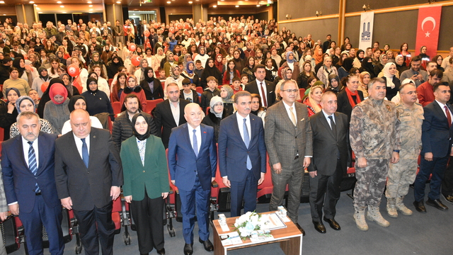 Erzurum'da Dünya Engelliler Haftası dolayısıyla program düzenlendi