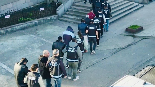 Artvin merkezli 14 ilde kaçakçılık operasyonu: 11 tutuklama