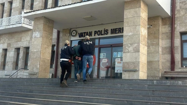 Muş'ta aranan 2 hükümlü yakalandı
