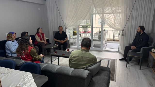 Samsun'da Gençlik Haftası'nda şehit ailesine ziyaret