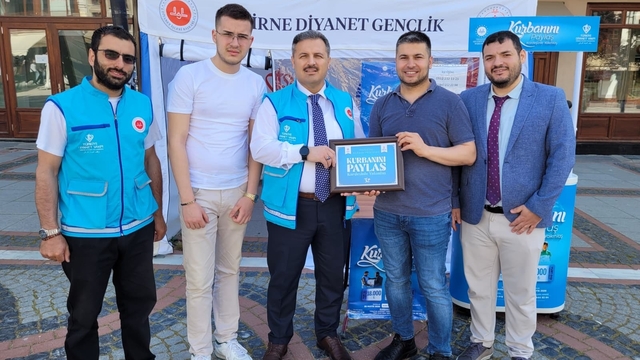 Türkiye Diyanet Vakfı Edirne Şubesince kurban bağış standı kuruldu