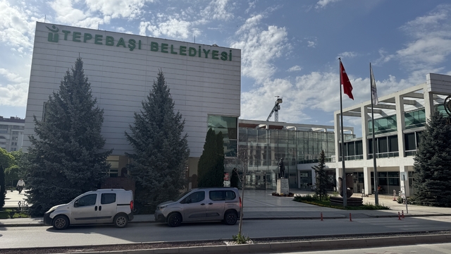 Tepebaşı Belediyesi'ne yolsuzluk operasyonu