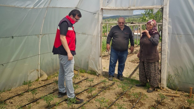 Hisarcık'ta üreticiler sebze yetiştiriciliği konusunda bilgilendirildi