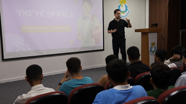 Haliliye'de gençlere rehberlik ve motivasyon desteği
