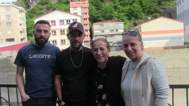 Dereye düşen Eslem'i kurtaranlar canlarını hiçe saymış