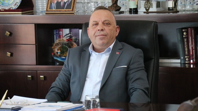 Başkan Özel: "Üretimin ve kalkınmanın temelinde çiftçilerin alın teri var"