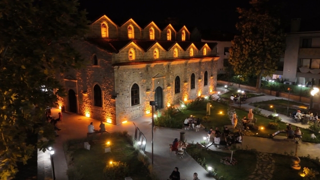 Türkiye'nin ilk koku müzesi Isparta'da 4 bin 500 yıllık parfüm formülü sergileniyor
Misparta Koku Medeniyeti'ndeki dünyanın en eski parfüm formülü dikkat çekiyor