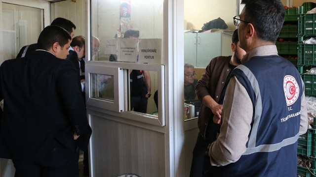 Denizli'de Kurban Bayramı öncesi halde denetim yapıldı