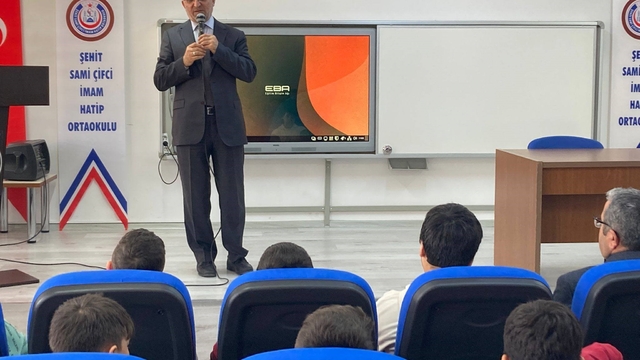 Okullarda değerler eğitimi devam ediyor