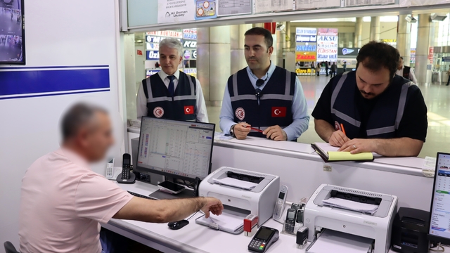 Şehirlerarası otobüs terminalinde 'fiyat' denetimi
