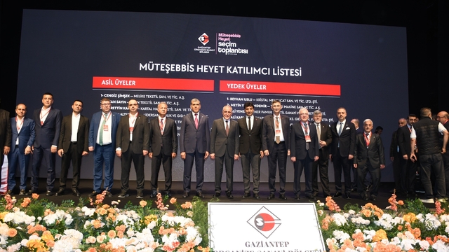 Cengiz Şimşek, oybirliği ile yeniden Gaziantep OSB başkanı seçildi
"Gaziantep'e küçük hedefler yakışmaz"
"Türkiye sanayisine yön veren,  küresel rekabette daha güçlü bir Gaziantep için çalışmaya devam edeceğiz"