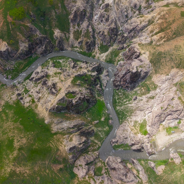 Muş'un saklı cenneti Kızılağaç Kanyonu doğaseverleri bekliyor