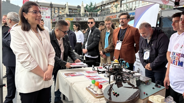 Meslek lisesi öğrencilerinin projeleri görücüye çıktı