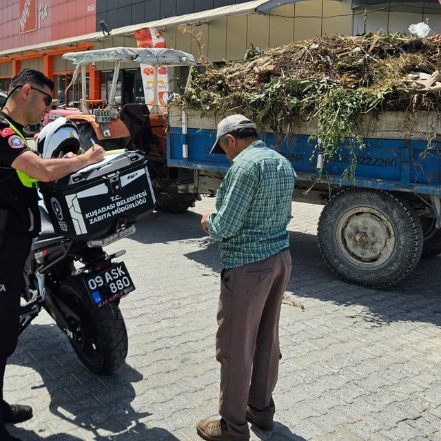 Hafriyat taşırken yolu kirletti, cezadan kaçamadı