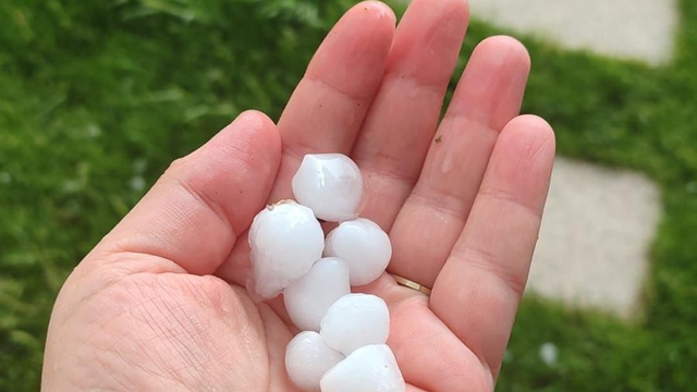 Kayseri'de dolu etkili oldu