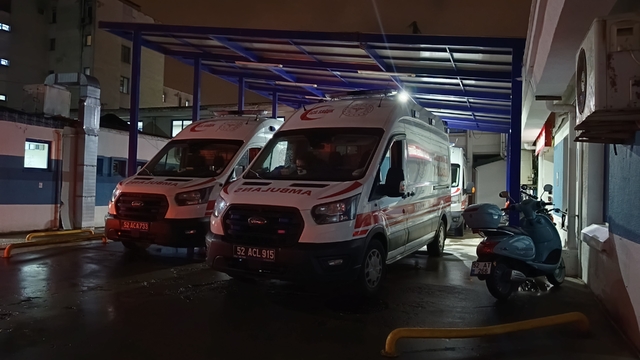 Ordu'da yedikleri yemek sonrası rahatsızlanan 21 işçi hastanelik oldu
