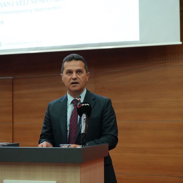 Kastamonu'da "Şeyh Şab'an-ı Veli Sempozyumu" başladı
Rektör Topal: "Tasavvu...