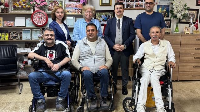 Nallıhan Kaymakamı Doğanoğlu engellileri ziyaret etti