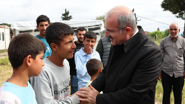 Çiftçiler Gününde mevsimlik tarım işçileri unutulmadı