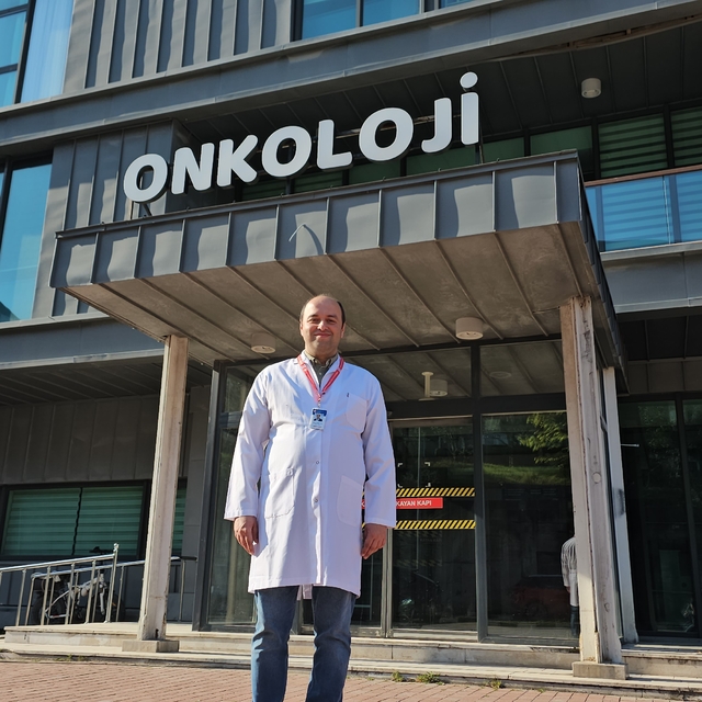 Tıbbi Onkoloji Uzmanı Karahan: Sanal medyada kanser hastalarını suistimal e...