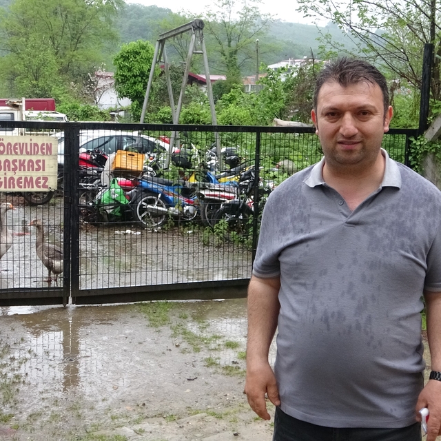 Milyonluk cip otoparkta çürümeye terk edildi