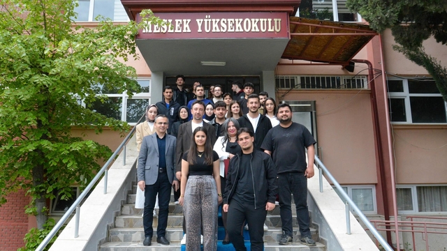 BŞEÜ'de demir çelik sektörü öğrencilerle buluştu