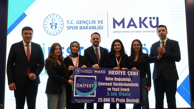 BTÜ'lü öğrencilerden ÜNİFEST'te 3 kategoride derece
BTÜ'nün projeleri ÜNİFEST'ten ödülle döndü