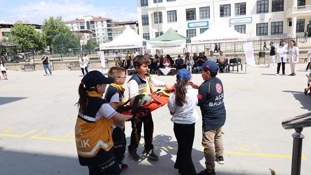 Nazilli'de öğrencilere "sağlık elçisi" görevi
