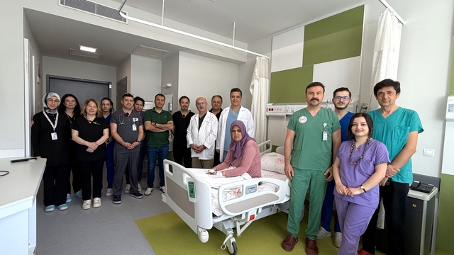 Ağrılarından kapalı ameliyatla kurtuldu
Manisa Şehir Hastanesi'nin başarısı ulusal kongrede ödüllendirildi