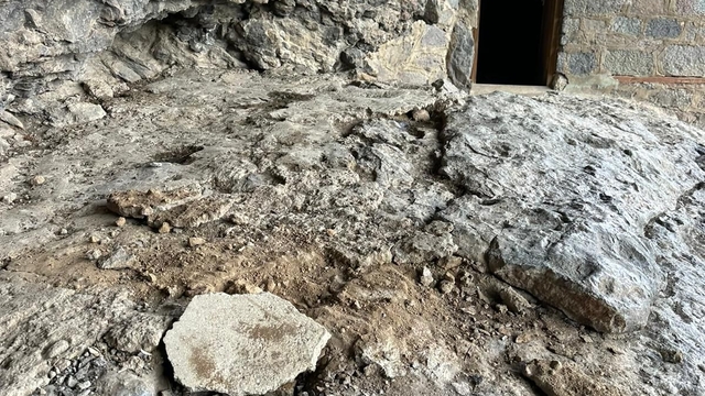 Düzgün Baba Ziyaretgahı tahrip edildi, 1'i muhtar 4 şüpheli hakkında soruşturma