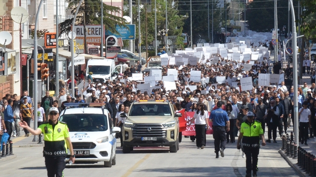 Karaman'da 749. Türk Dil Bayramı ve Yunus Emre'yi Anma Etkinlikleri sürüyor