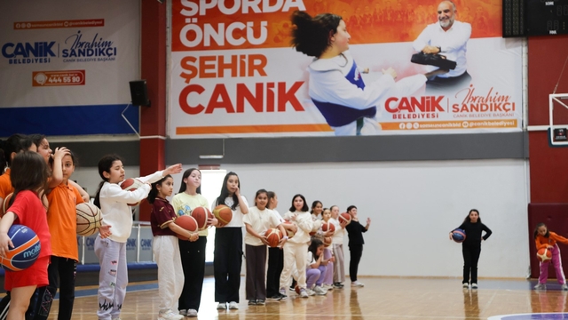Başkan Sandıkçı: "Canik'te geleceğin şampiyonlarını keşfediyoruz"