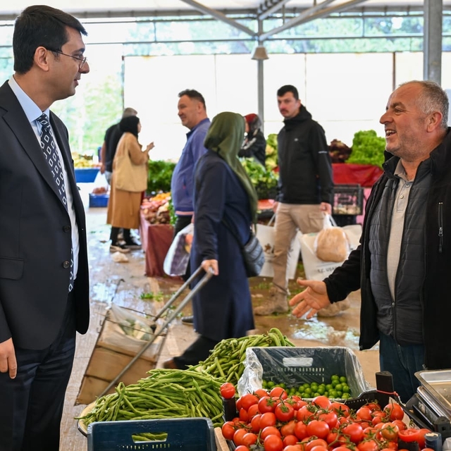 Vali Kartal, Sigorta Semt Pazarını ziyaret etti
