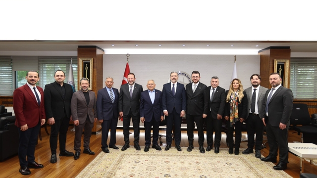 MÜSİAD Hollanda Şubesinden Başkan Büyükkılıç'a ziyaret
