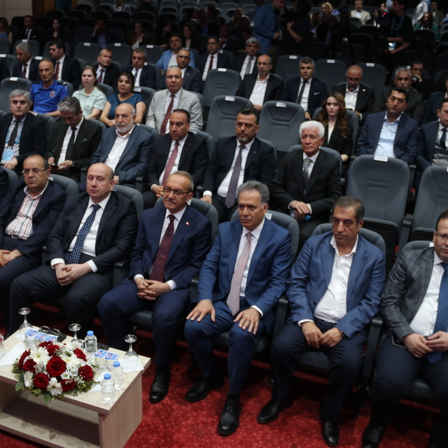 Malatya'da İpekyolu Kariyer Fuarı başladı