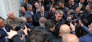 İçişleri Bakanı Mustafa Çiftçi, Bitlis'te ziyaretlerde bulundu