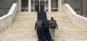 Iğdır'da uyuşturucu hükümlüsü kaçarken yakalandı