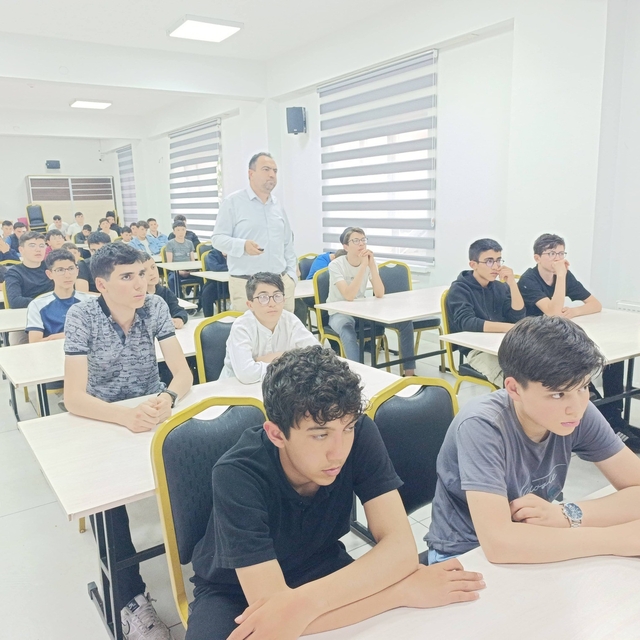 Afyonkarahisar'da 'Teknoloji Bağımlılığı' konulu semineri