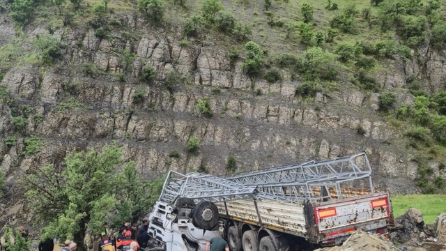 Şırnak'ta tırda sıkışan sürücü hayatını kaybetti