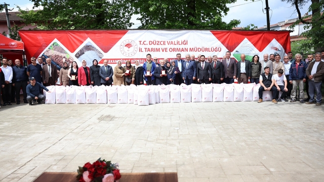 Dünya Çiftçiler Günü'nde  üreticilere tohum desteği