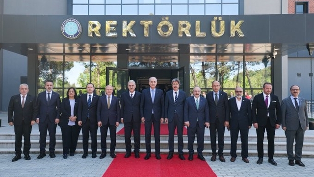 TBMM Başkanı Numan Kurtulmuş Bursa Valiliği'ni ziyaret etti