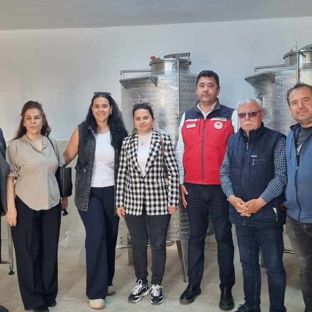 Eceabat'ta zeytinyağı dolum atölyesi açıldı