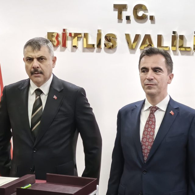Bakan Çiftçi, Bitlis'te