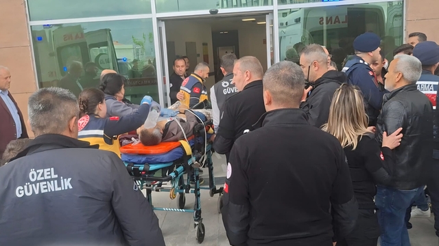 Niğde'de 2 aile arasında silahlı kavga; amca öldü, yeğeni ağır yaralı