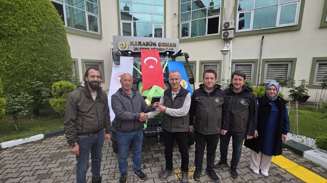 Karabük'te ORKÖY desteğiyle ilk traktör teslim edildi