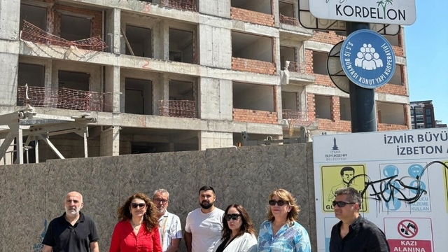 Örnekköy Kentsel Dönüşüm Projesi'nde 'inşaatlar durduruldu' tepkisi